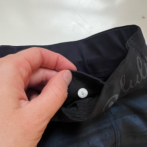 lululemon athletica womens Navy Striped Shorts - Picture 2 of 3